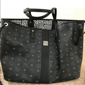 SOLD MCM Black Medium Liz Reversible Shopper